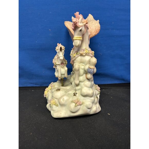 Porcelain Pegasus & Foal Carousel Figurine Music Box "The Sound Of Music" Pastel - Picture 4 of 5
